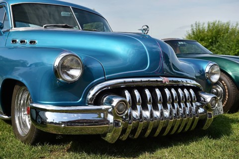 Buick Eight and Corvette Stingray at classic car meeting in Breiholz