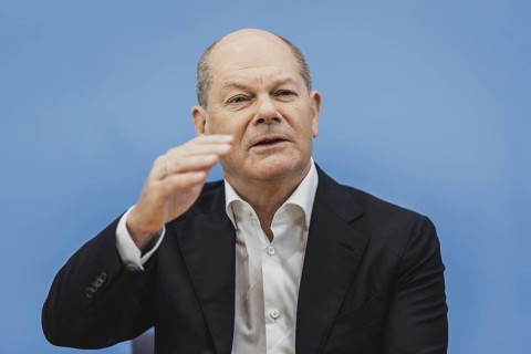 Olaf Scholz (SPD), Federal Chancellor, recorded at a federal press conference on current domestic