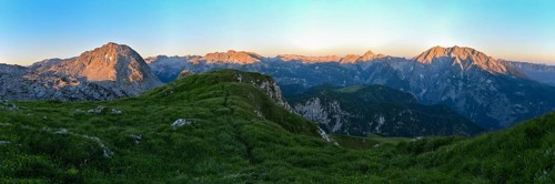 High-resolution panorama of Kahlersberg, Steinernes Meer and Watzmann at sunrise, Berchtesgaden