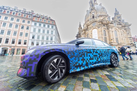 The Volkswagen ID.7 celebrates its world premiere on Monday, 17.4. A camouflaged near-production
