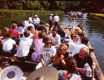 DEU, Germany: The historical slides from the 80-90s, raft trip on the Isar with doctors.80s MR yes