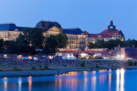 Film Nights on the banks of the Elbe