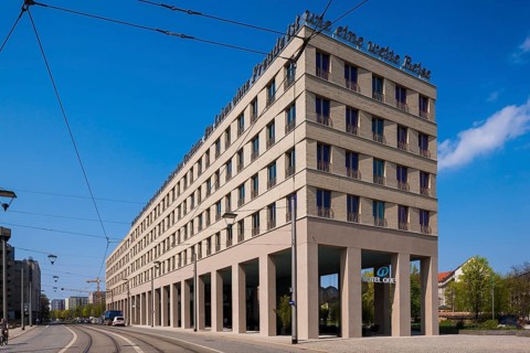 Office and hotel building, Motel One at Postplatz Zwingerforum