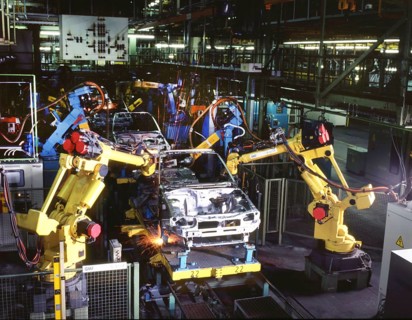 Industry, production, automation of the car industry, worker at conveyor belt, robot, 12 06 1995