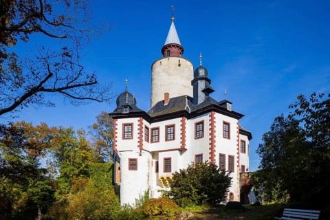 Posterstein Castle, which is over 800 years old, is located in the border triangle of Thuringia,