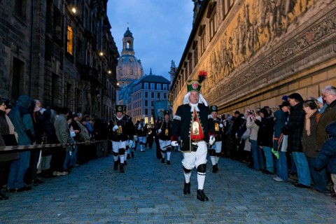 Striezelmarkt, which has been organised since 1434, is the oldest Christmas market in Germany and