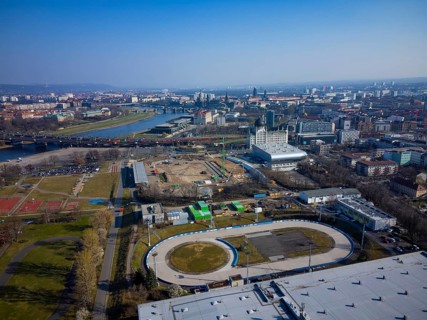 Ice rink, sports facilities, ball sports arena and the construction site of the Heinz Steyer
