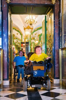 Wheelchair users in the Green Vault