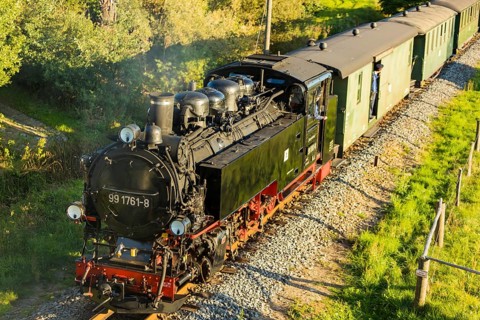 For the annual line birthday of the Lössnitzgrundbahn, many special trains from different eras of