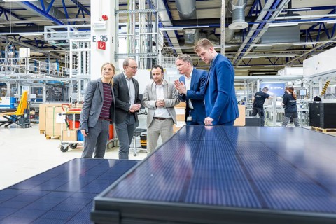 Ministerial visit to MeyerBurger Freiberg