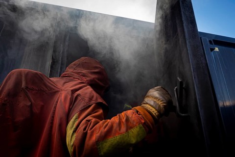 Hot training in the training container