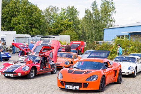 Large Wartburg Melkus meeting on the grounds of the Dresden Melkus company. The Melkus RS 2000 is a