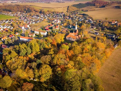 Reichstädt Castle is located in the centre of Reichstädt, a district of Dippoldiswalde. After the