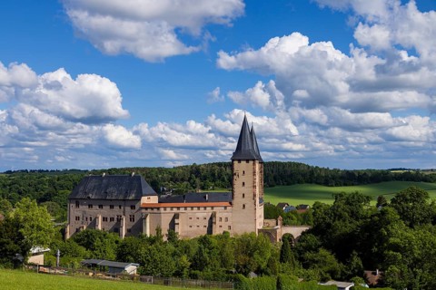 Rochlitz Castle is located in the west of the town of Rochlitz above the Zwickauer Mulde river in