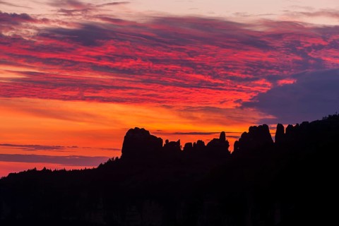 DEU Saxony Bad Schandau Sunset at the Kleine Bastei in the Schrammstein area