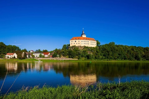 Hirschstein Castle, also known as Neuhirschstein, is a castle in the municipality of Hirschstein in