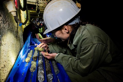 Reiche Zeche Mine Students check drill cores in the teaching and research mine