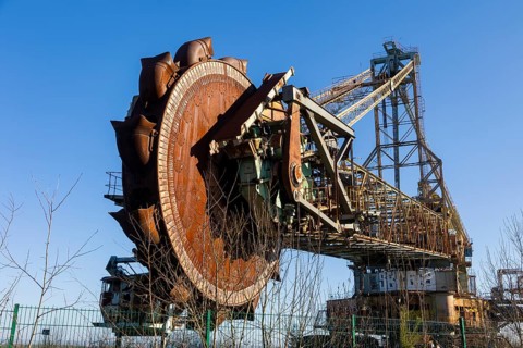 The excavator 1473 with the type designation SRs 1500 (1) is a bucket wheel excavator that was