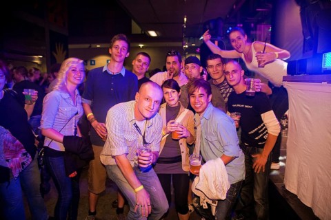 The Dresden Campus Party took place for the 16th time. The crowd rocked on a total of 6 band and