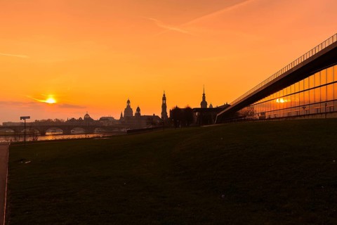 DEU Saxony Dresden Dresden silhouette in the morning, seen from the new terrace