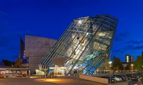 Ufa - or Kristallpalast Dresden. Architect: Coop Himmelb (l) au Construction period: 1996-98
