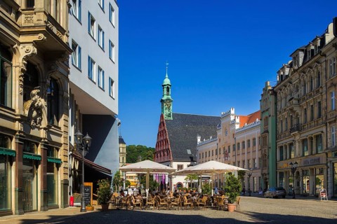 Today, Zwickau is a large district town in the south-west of the Free State of Saxony. The city is