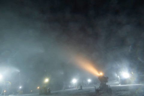 In anticipation of easing of the corona-induced logdown, the ski slope in Altenberg in Saxony's Ore