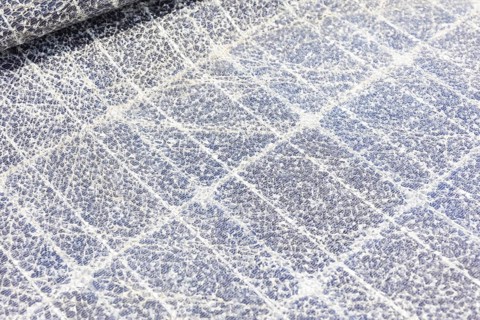 Used solar panels are recycled in a company or, if the measured performance parameters are correct,