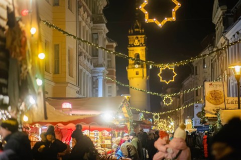 Known today as the Bautzen Wenzelsmarkt, Upper Sorbian Budyske Wjaclawske wiki, the Bautzen