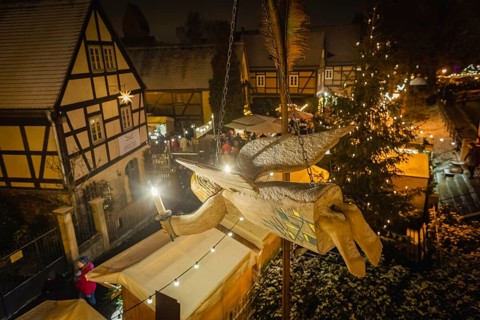 Still an insider tip, the small Christmas market on Körnerplatz, organised by Elbhangfest e.V