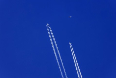Two Thai Airways aircraft flying to Bangkok, Innsbruck, Tyrol, Austria, Europe