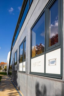 carbon house