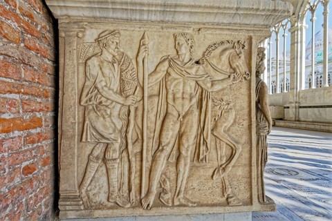Side view, Roman Phaedra Hippolytus sarcophagus, Sarcofago romano, Fedra e Ippolito, 2nd c.,