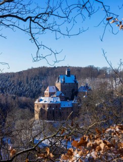 Kriebstein Castle rises on a steep rock above the Zschopau. Within the large group of hilltop