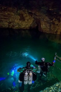 Divers in the old Miltitz lime mine