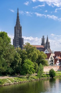 City view, Danube bank with historic old town, fishermen's quarter, cathedral, Ulm,