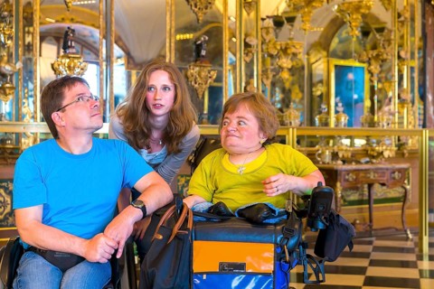 Wheelchair users in the Green Vault