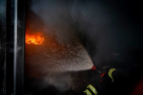 Hot training in the training container