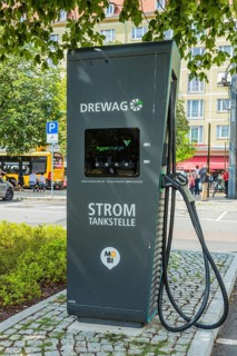 MOBI bundles the urban and environmentally friendly mobility options of trams, buses, rental bikes