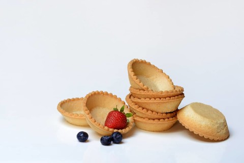 Tartelette, pre-made tartlet base with strawberry and blueberry