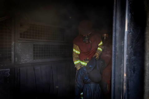 Hot training in the training container