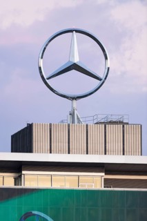Merdedes-Stern, Daimler, Mercedes-Benz, Group Headquarters, Stuttgart-Untertürkheim,