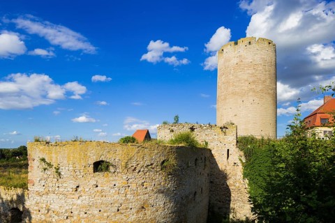 Querfurt Castle is located in the town of Querfurt in Saalekreis, Saxony-Anhalt. The hilltop castle