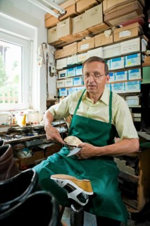 Obercunnersdorf in Upper Lusatia, master shoemaker Wolfgang Schwope