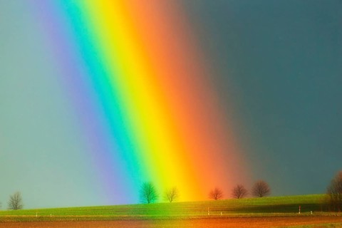 Rainbow on the outskirts of Dresden, the changeable weather already brings the harbingers of April,