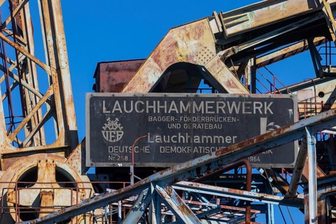 The excavator 1473 with the type designation SRs 1500 (1) is a bucket wheel excavator that was