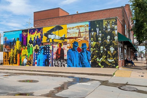 Tulsa, Oklahoma, History in the Making, a wall painting by artist Skip Hill, depicts residents of