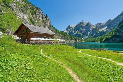Tappenkarsee Alm with Tappenkarsee, Wildkarhöhe and Stierkarkopf, Radstätter Tauern, landscape