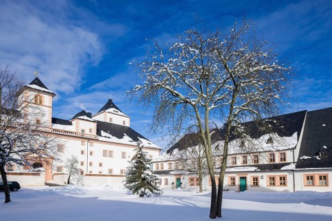 Augustusburg Hunting Lodge in the wintry Ore Mountains