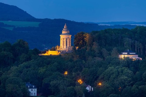 The fraternity memorial in the south of Eisenach on the Göpelskuppe is the war memorial for the 87